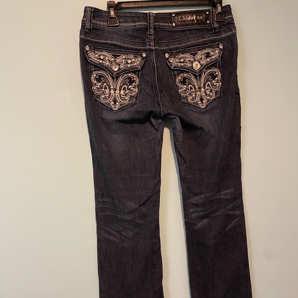 LA idol jeans fit and flair. Size 9 women's